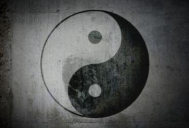 Bí Mật Âm Dương Ẩn Giấu Trong Lịch Vạn Niên