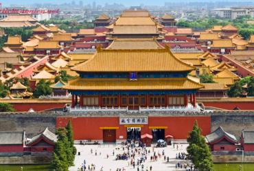 Phong Thủy Phát Triển Qua Các Triều Đại: Từ Thuật Chiến Lược Đến Nghệ Thuật Sống