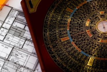 Phong thủy hiện đại: Sự giao thoa giữa truyền thống và công nghệ trong thiết kế đô thị, kinh doanh và không gian số