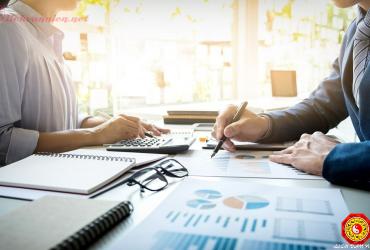 Kinh Doanh Bùng Nổ Nhờ Ứng Dụng Lịch Vạn Niên