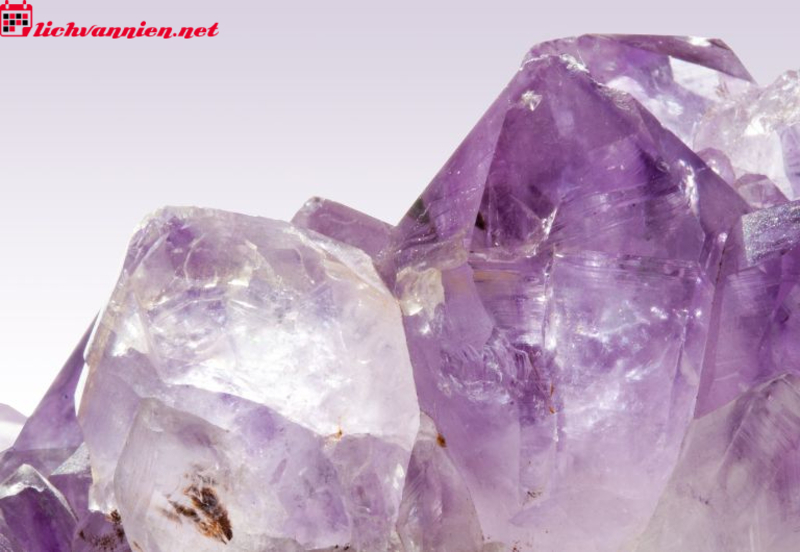 Đ&aacute; Phong Thuỷ Cho Người Tuổi Tuất &ndash; B&iacute; Quyết Thu H&uacute;t T&agrave;i Lộc V&agrave; B&igrave;nh An