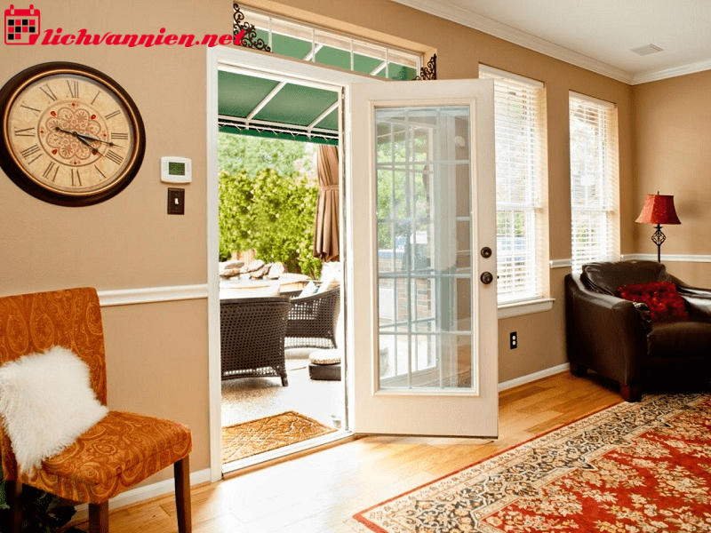 Giải Pháp Phong Thủy Khi Cửa Trước Và Cửa Sau Thông Suốt