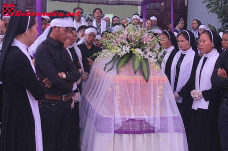 Mộ T&aacute;ng V&agrave; Đạo Gi&aacute;o: Truyền Thống Thi&ecirc;ng Li&ecirc;ng Trong Văn H&oacute;a Trung Hoa