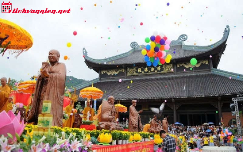 Khám Phá Vẻ Đẹp Văn Hóa Qua Những Lễ Hội Mùa Xuân Tại Miền Bắc