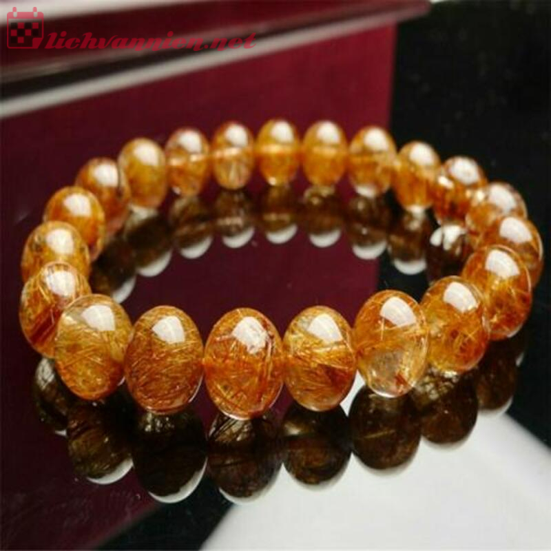 trang-suc-cho-nguoi-menh-tho-2-20250112075816
