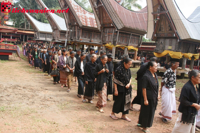 Tập Tục Mai T&aacute;ng V&agrave; Quan Hệ D&acirc;n Tộc: Kh&aacute;m Ph&aacute; Di Sản Văn H&oacute;a Qua Ngh&igrave;n Năm Lịch Sử