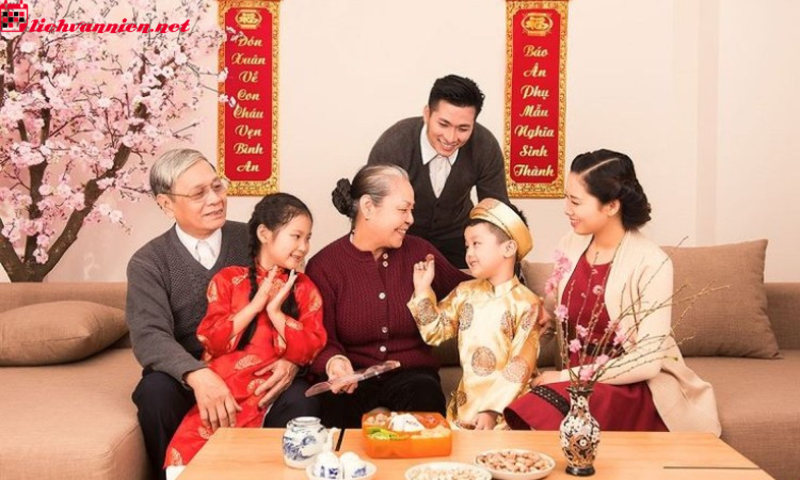 Tuổi X&ocirc;ng Đất Cho Gia Chủ Sinh Năm 1985 - B&iacute; Quyết Đ&oacute;n Lộc Đầu Năm