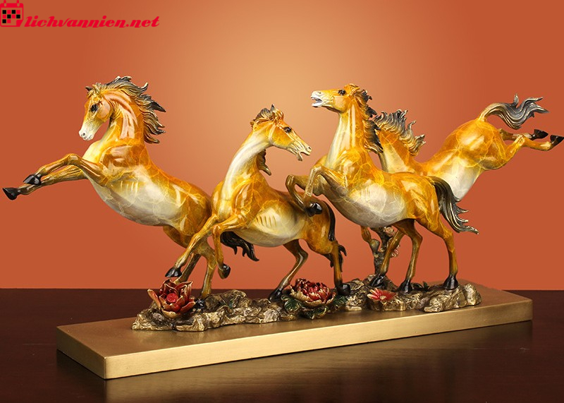 Kh&aacute;m Ph&aacute; &Yacute; Nghĩa Tượng Ngựa Trong Phong Thủy - Biểu Tượng Của Th&agrave;nh C&ocirc;ng V&agrave; Vượng Kh&iacute;